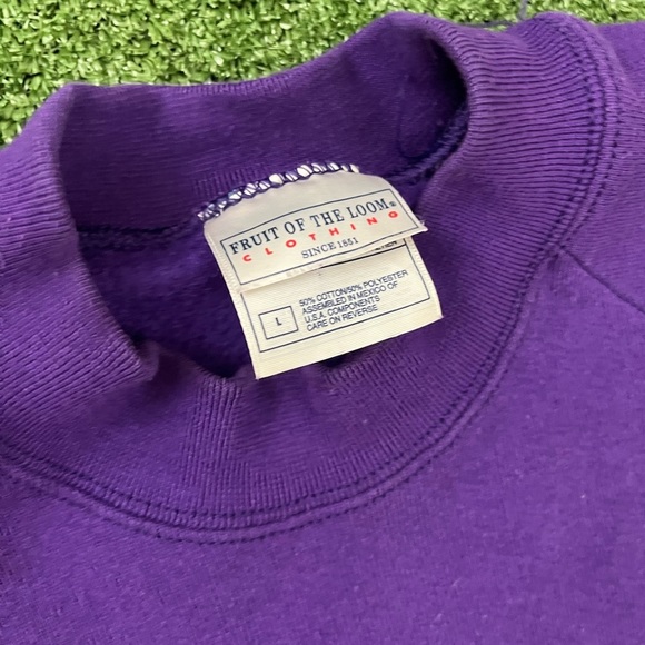 Vintage purple Fruit of the loom Blank crewneck - Picture 4 of 4
